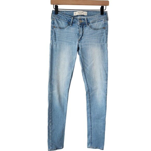 Abercrombie & Fitch Light Wash Skinny Jeans Stretch Denim Women's 25 - Picture 1 of 12